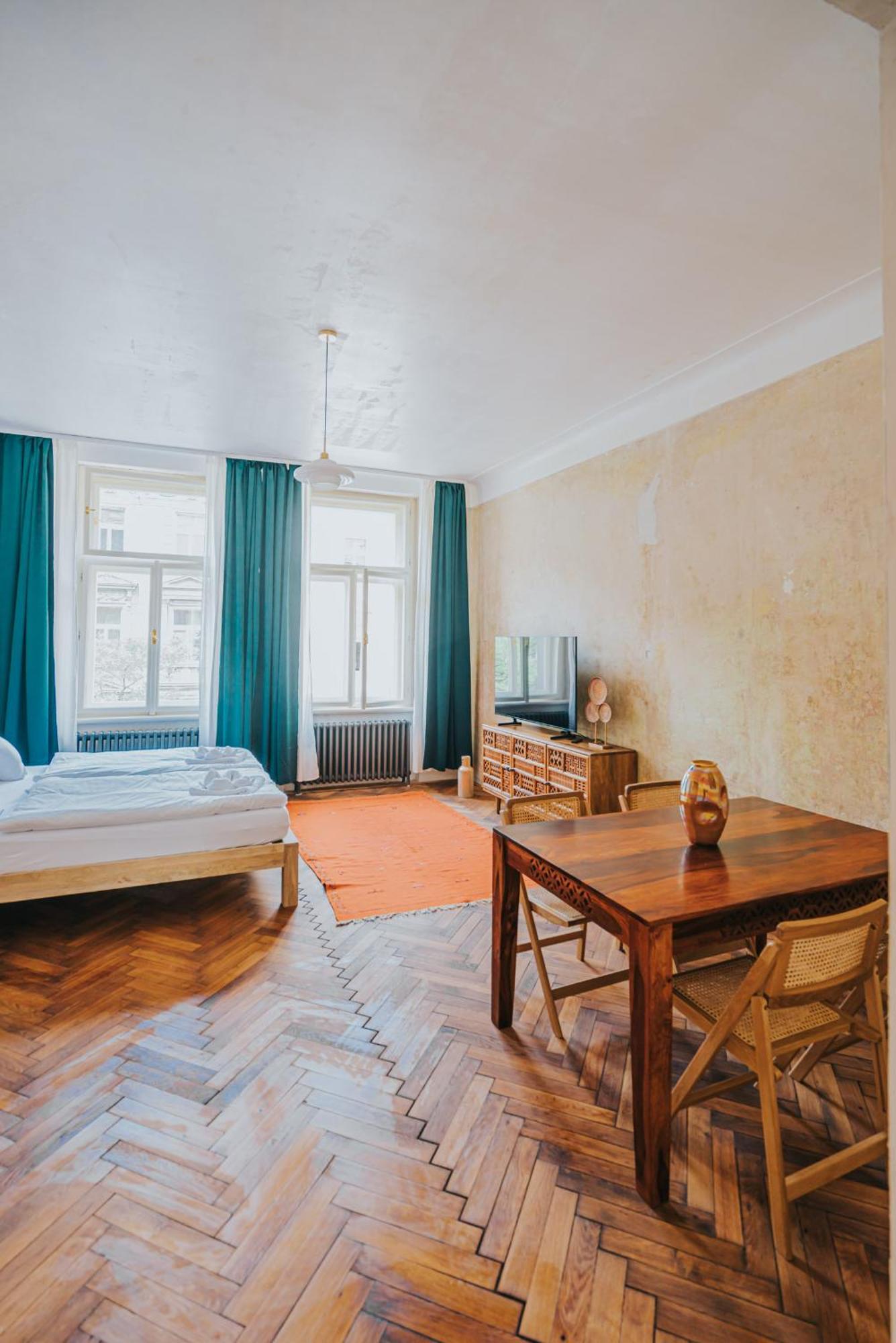 Bohemian Experience Aparthotel Prague Luaran gambar